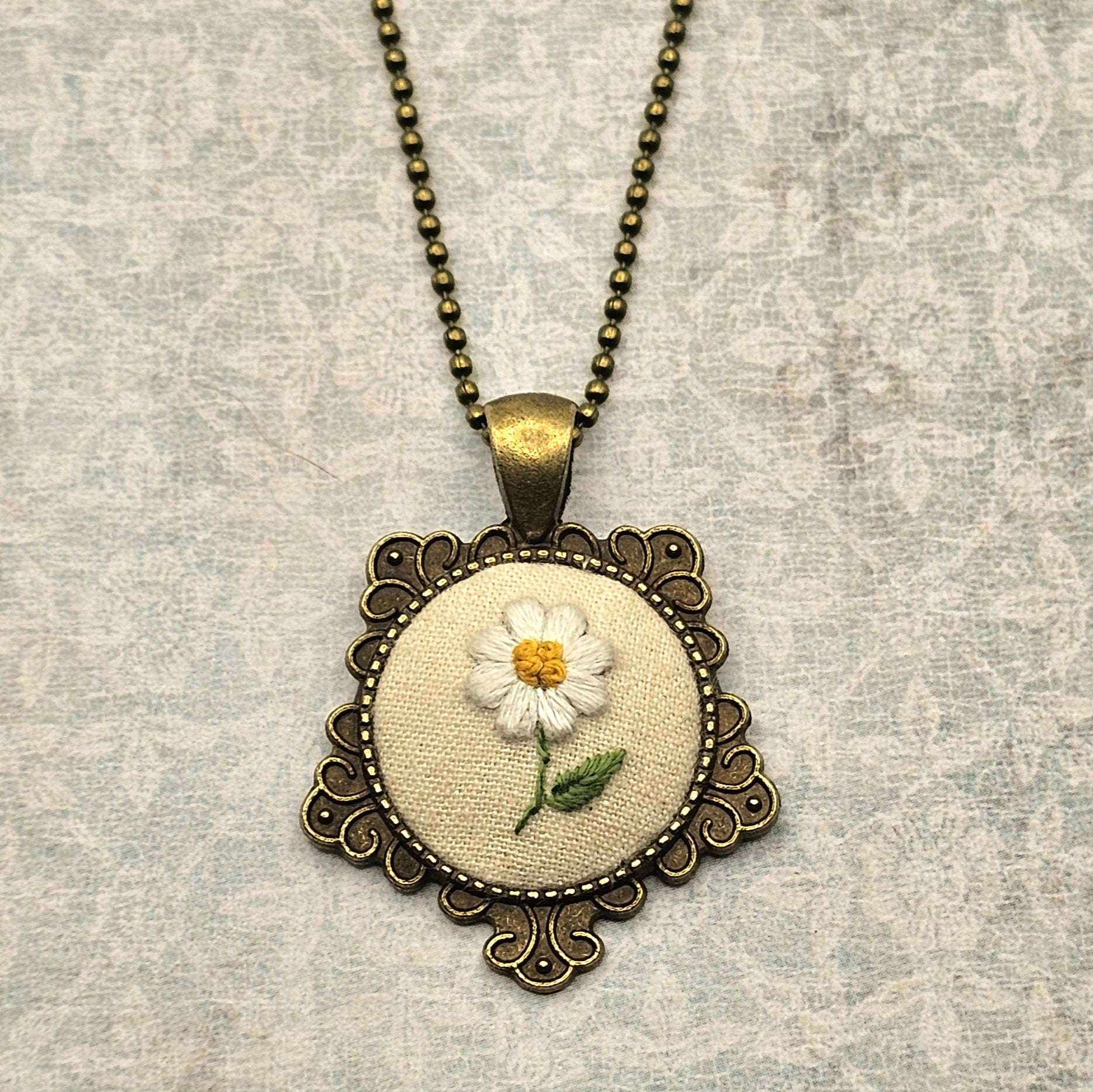 Daisy Flower Necklace - Brass - Hand Embroidery