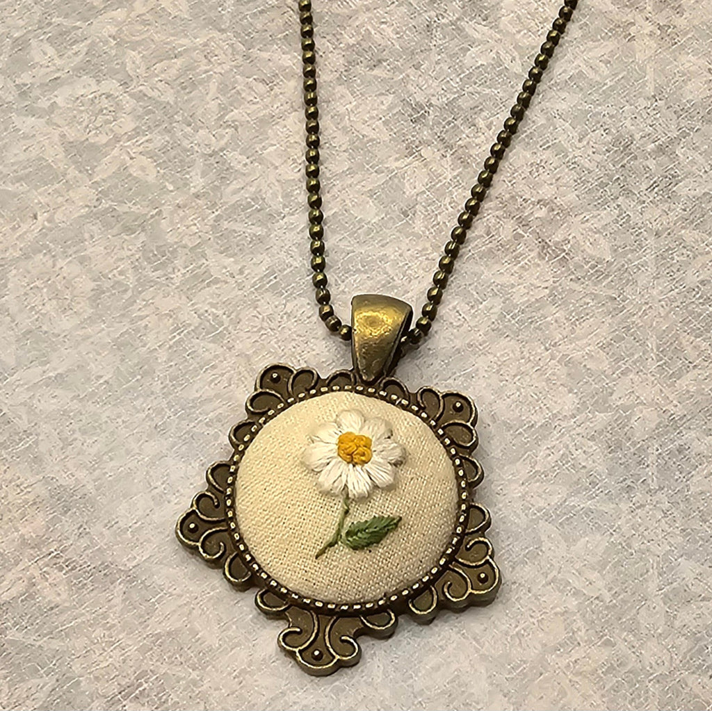 Daisy Flower Necklace - Brass - Hand Embroidery