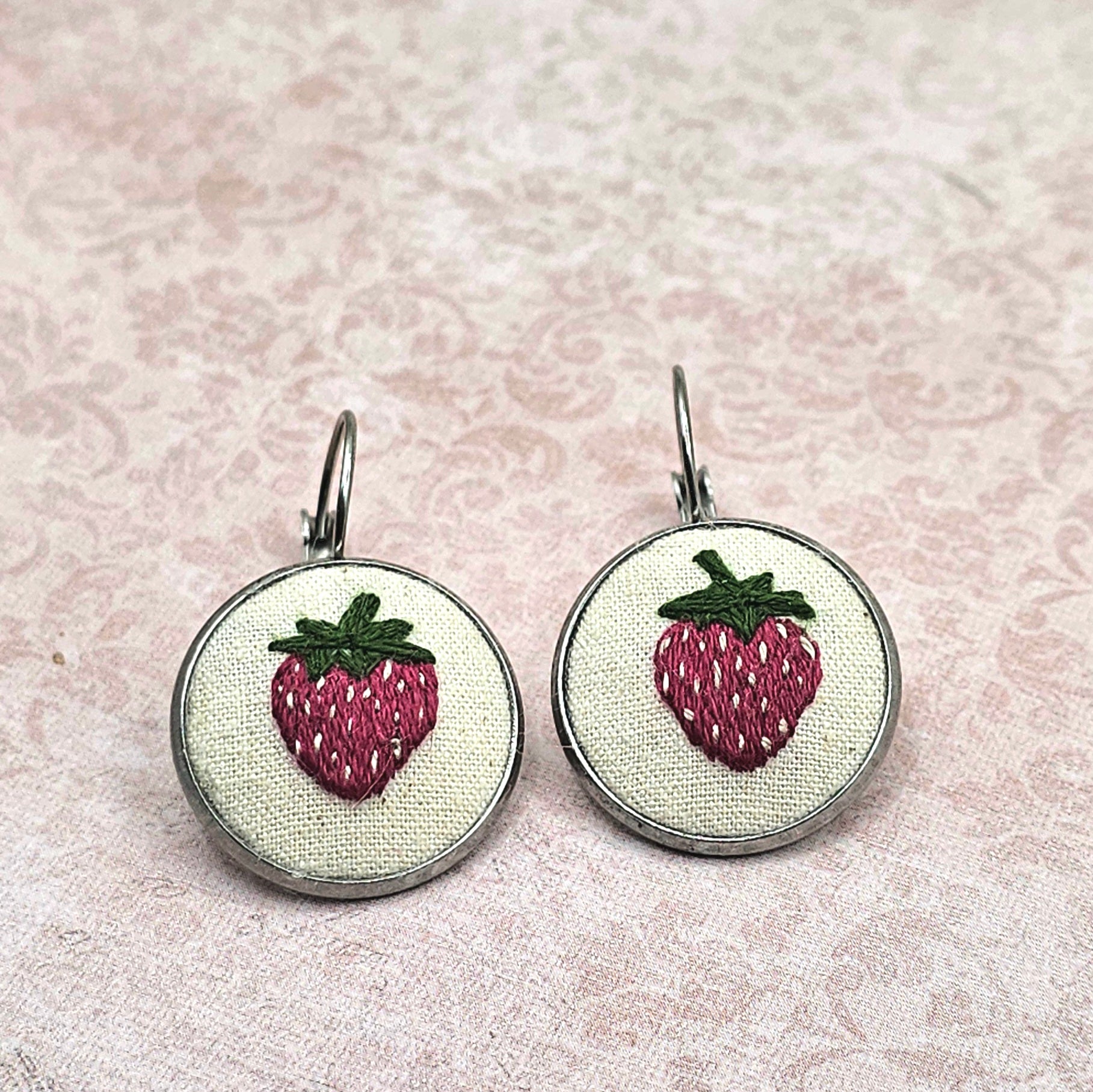 Strawberry Earrings - Silver - Hand Embroidery