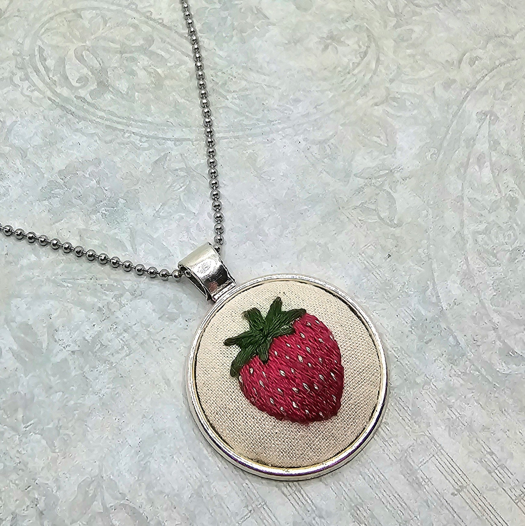 Strawberry Necklace - Silver - Hand Embroidery